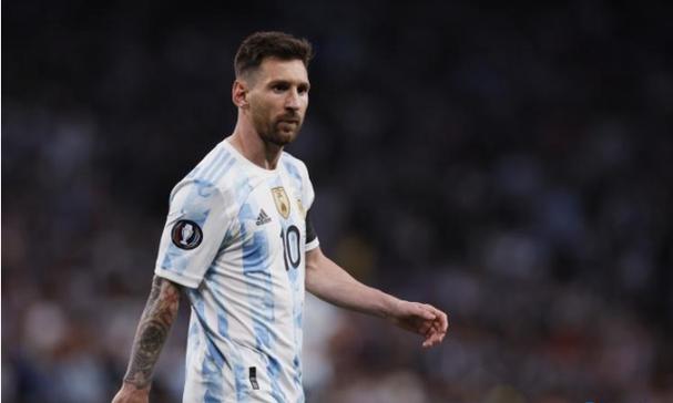 沉浸式文旅专列“穿越”奇幻时光